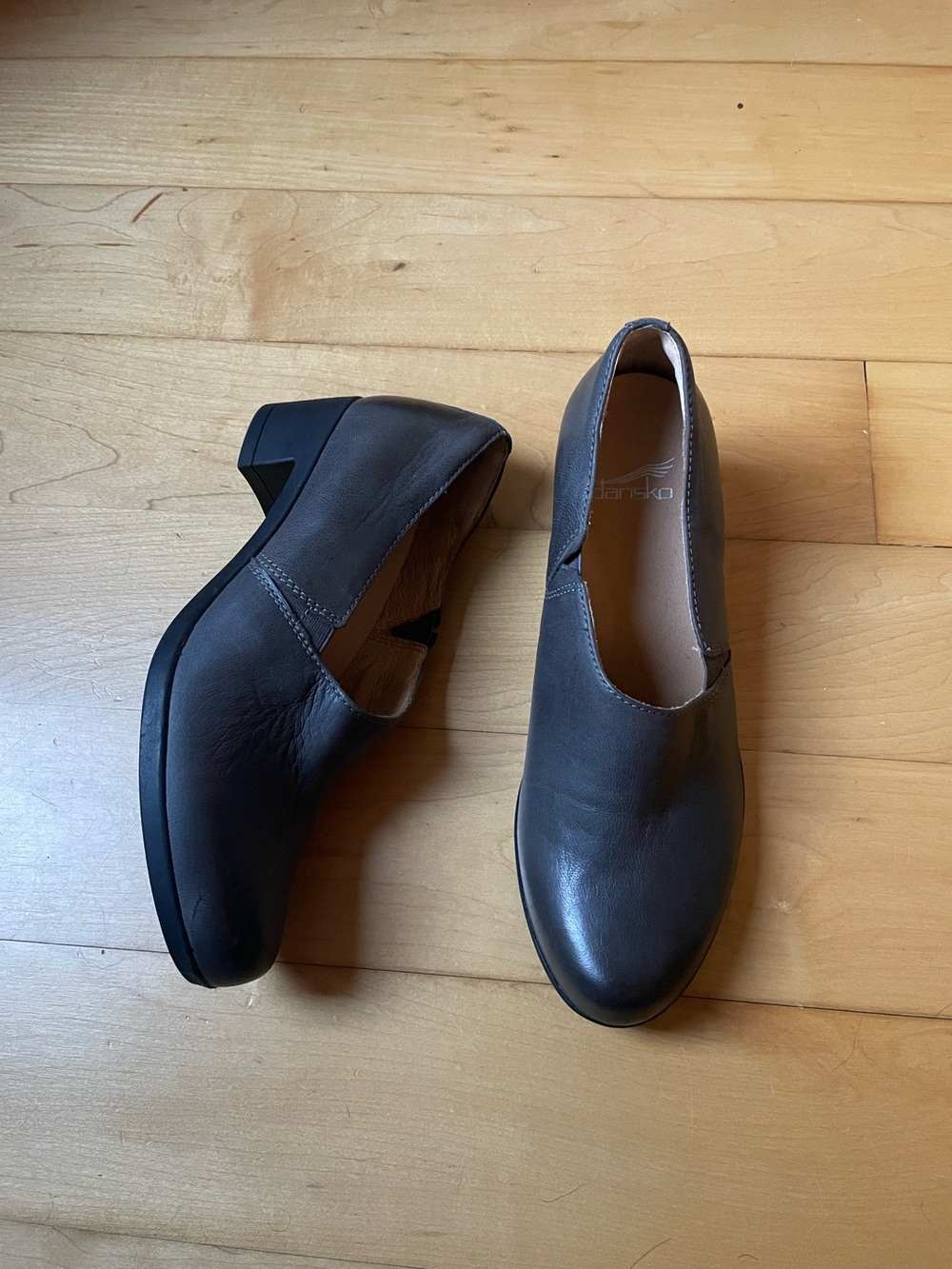 ☕️Dansko Camdyn loafer clogs☕️
